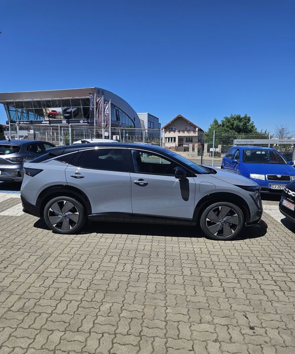 Vand NISSAN ARYA evole plus