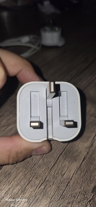 Appel adapter + kabel + shtekr orginal