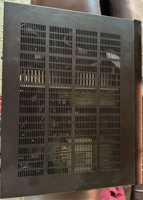 YAMAHA DSP-E800 180Watts Реални