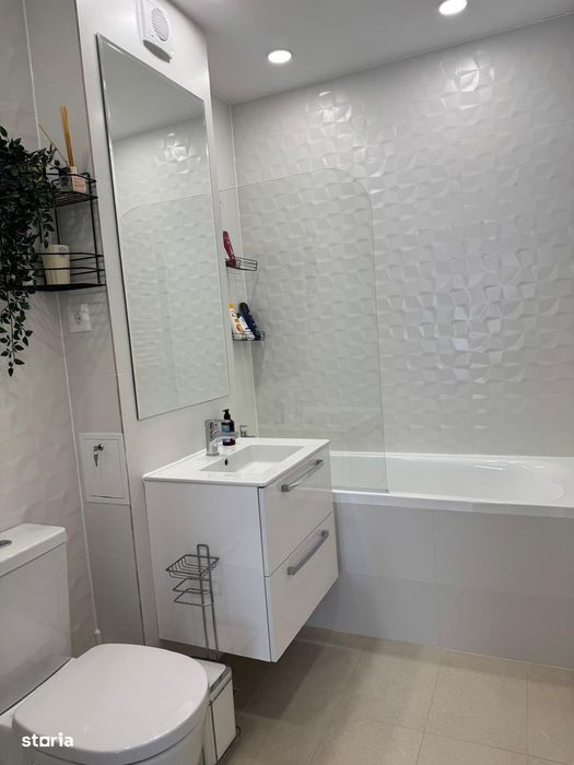 Inchiriez ap 3 camere Hils Brauner, Metrou Nicolae Teclu