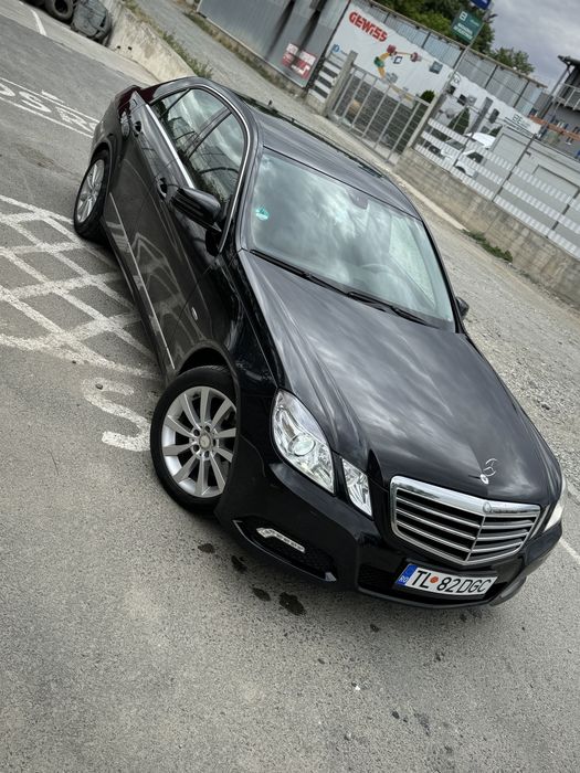 MERCEDES-BENZ E-Class 2011 — imagine 3