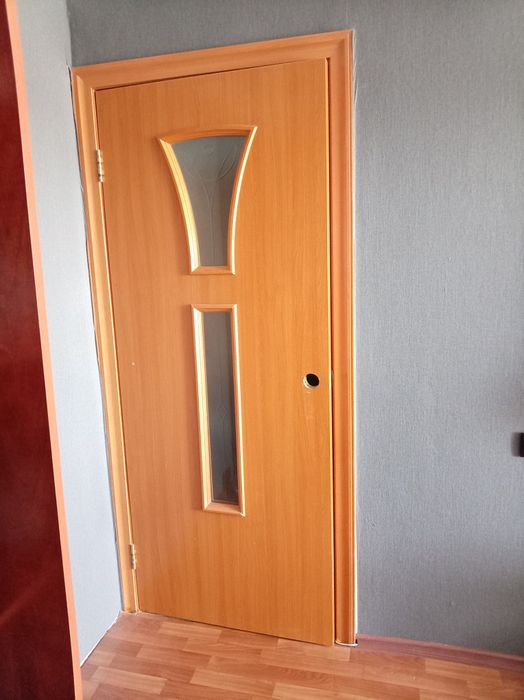 Продам межкомнатные двери