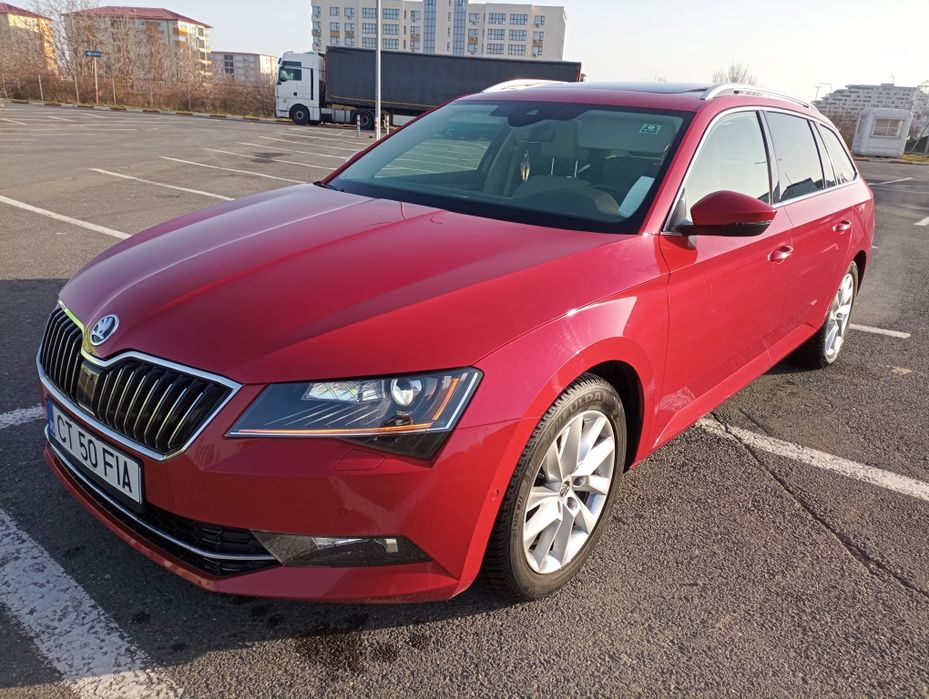 Skoda Superb automată