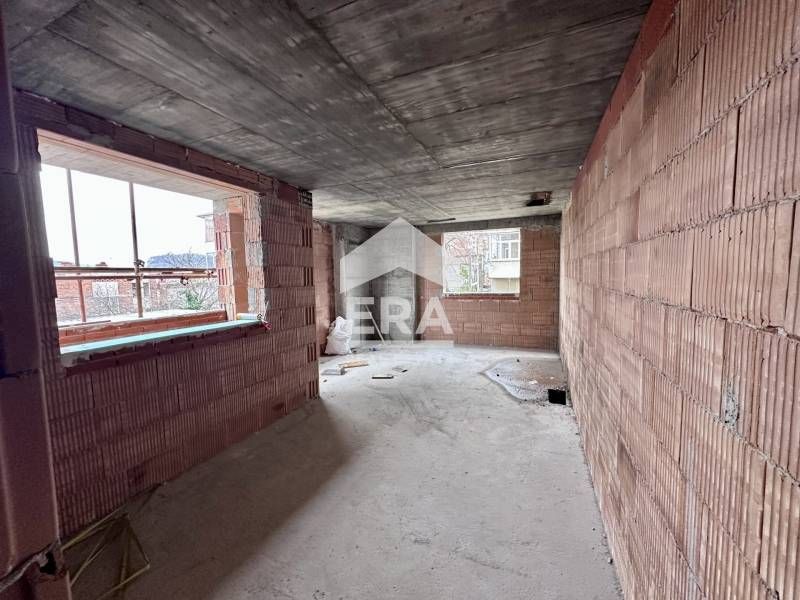 Продава се Тристаен апартамент в Велико Търново, Център - 80 кв.м за 999 €/кв.м - Снимка #6