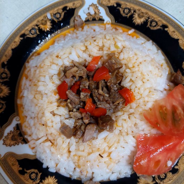 НЯНЯ КРУГЛОСУТОЧНО на своей территории юнусабад 11 мегап