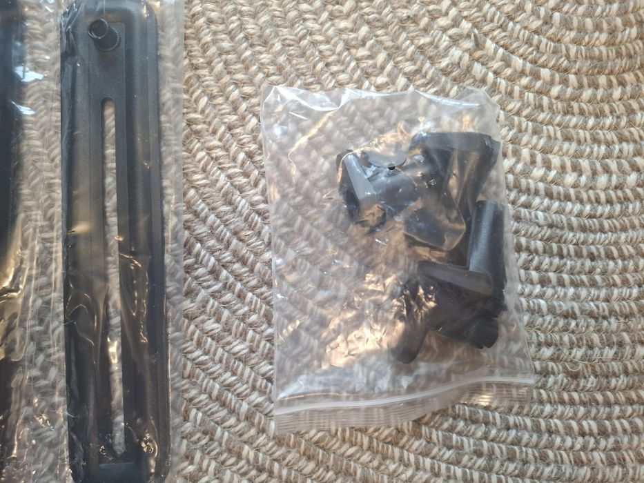 Adaptor braț monitor NON-VESA Suptek WK002