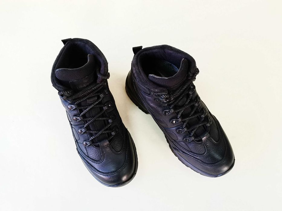 Bocanci PIELE 36 37 ghete IMPERMEABILE munte dama  GREYDER - 600 Ron