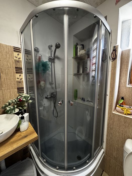 Cabina de duș de vânzare