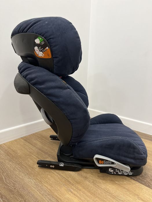 Автокресло для детей 2-8 лет