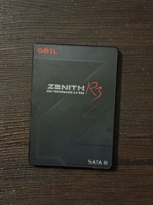 SSD 120gb SATA Gail Zenith R3