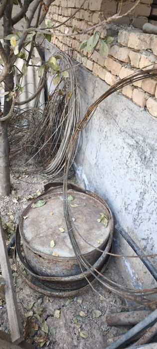 Qashqadaryo Shaxrisabz Truba 76 50 32  rasiyiskiy sotiladi