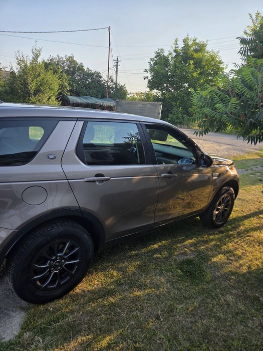 Vând Land Rover Discovery Sport