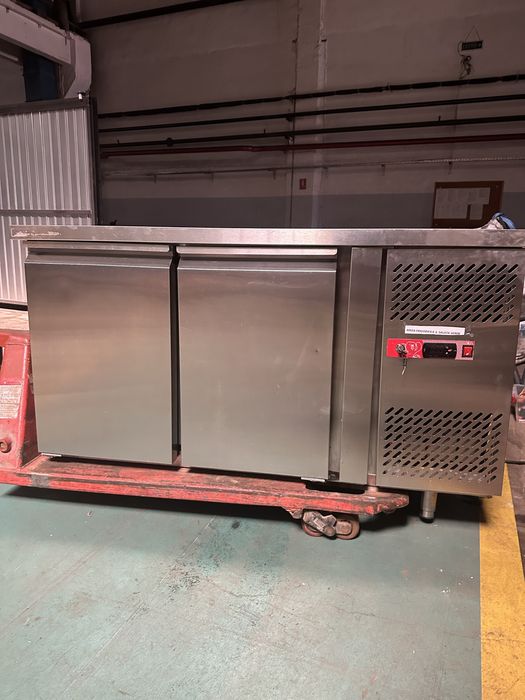 Echipamente restaurant–vitrine, echipamente profesionale (set complet)