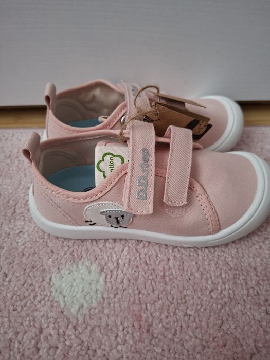 Papuci interior noi marimea 26