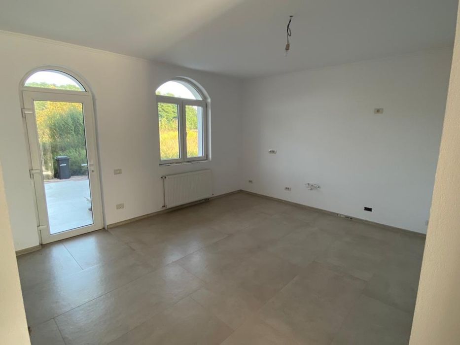 Casa individuala 1000 mp teren
