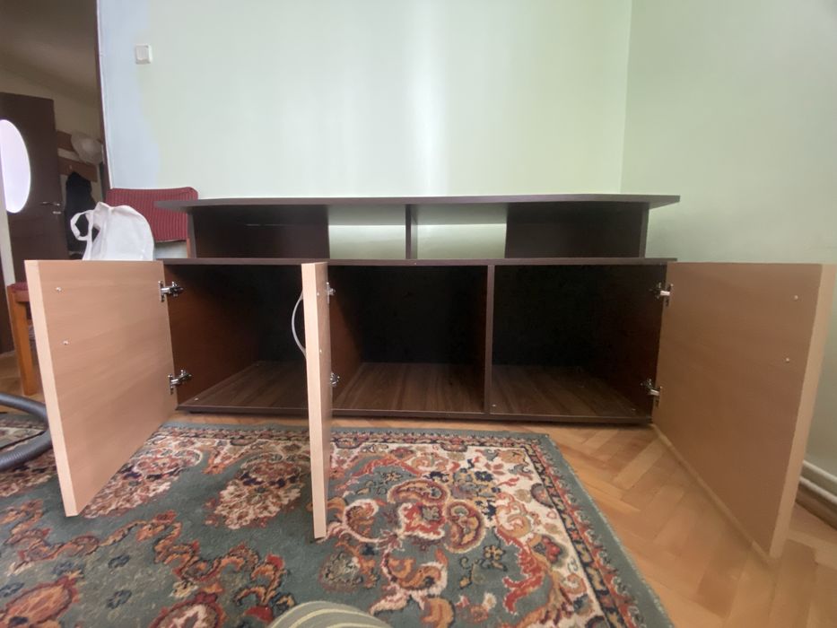 Comoda TV in stare buna