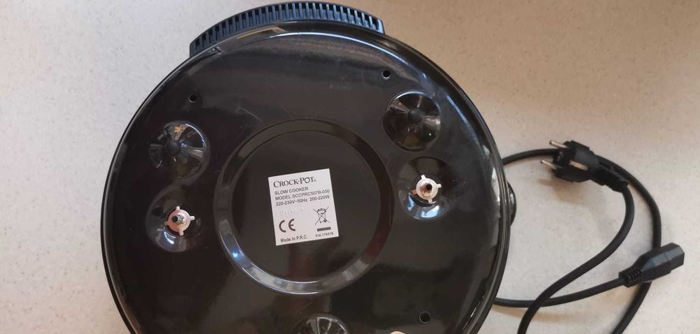 Slow cooker Crock-Pot SCCPRC507B-050, 4.7 l, 2 setari gatit, vas de ceramica detasabil, negru