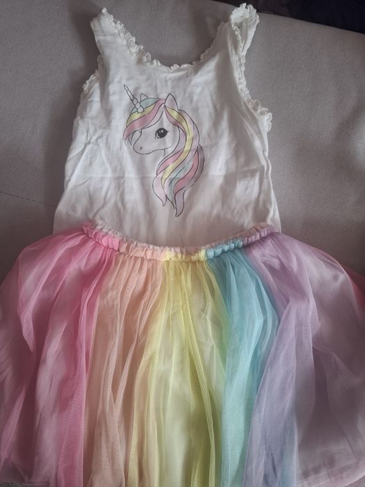 Дрешки за момиче