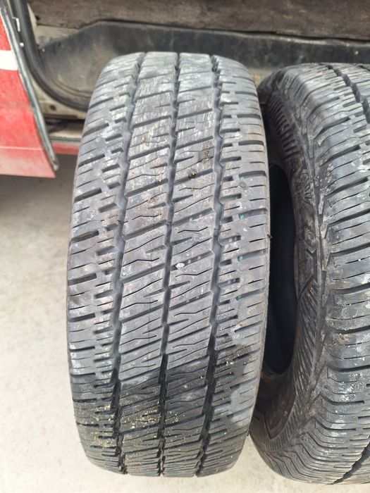 4бр Гуми за бус 15 цола 215/70/15C