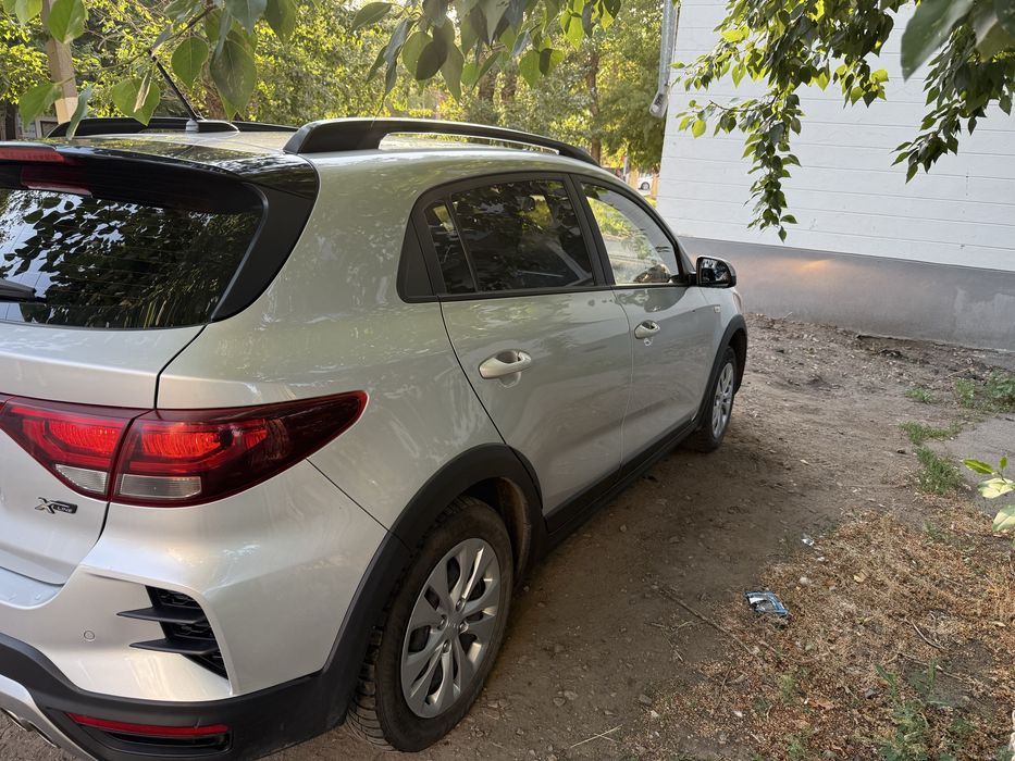 KIA RIO X-line 2021