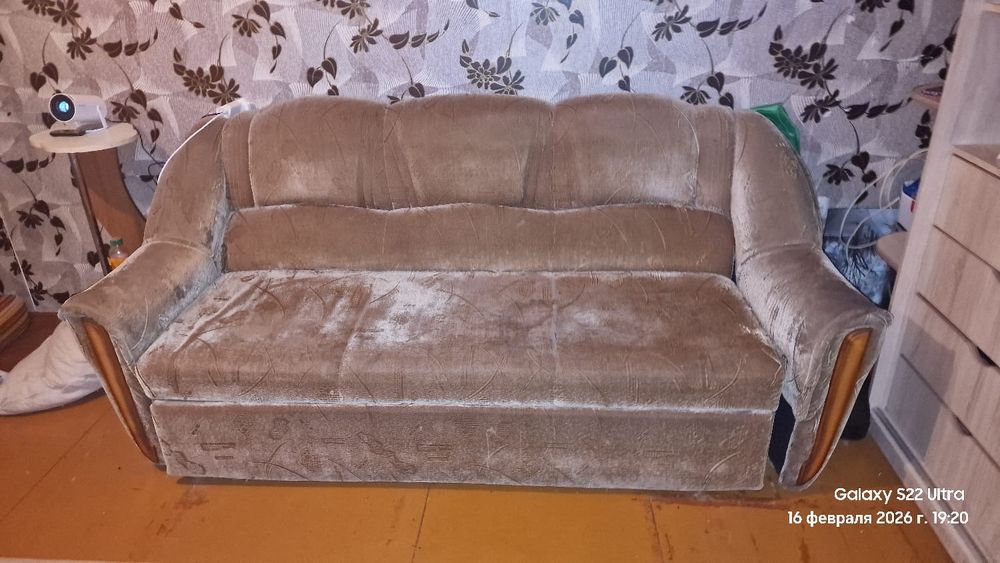 Отдам даром раскладной диван
