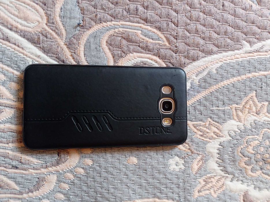 Самсунг смартфон j7 телефон