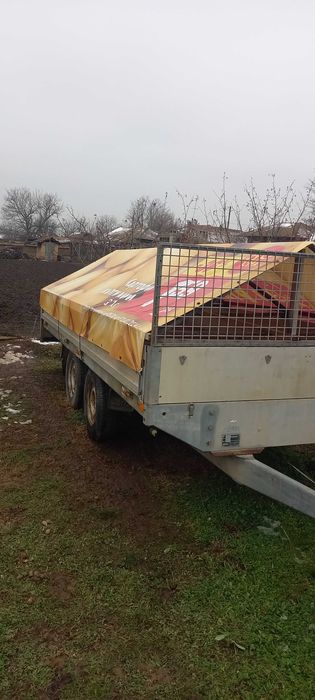 Ремарке за лек автомобил