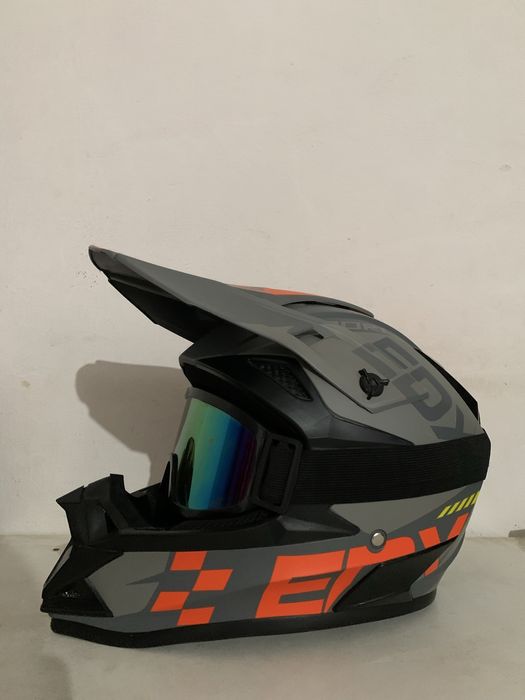 Спорт шлем сатылады