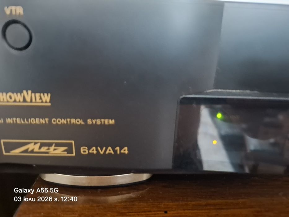 Metz-64VA14 Panasonic-NV-HS900 S-VHS  Viideo Rec.