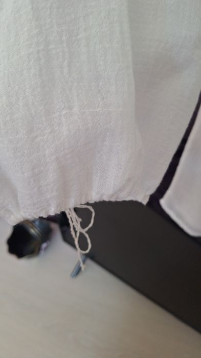 Ie, maneca lunga,.cusuta manual