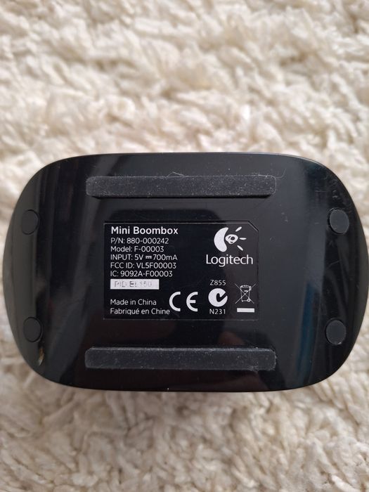 Mini boombox logitech