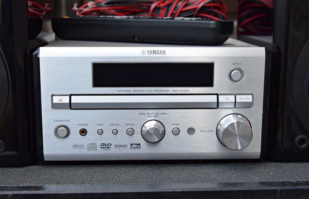 Mini-Sistem Yamaha RDX-E700 + NX-E 700, amplificator + dvd + boxe + cd + tuner