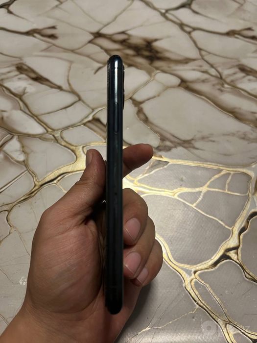 Iphone 11 pro sotiladi