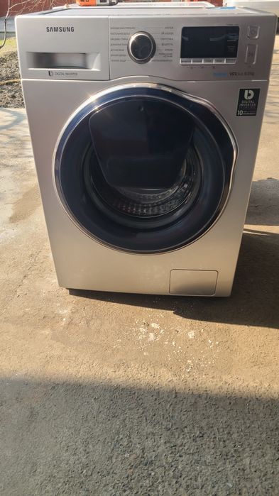 Стиральная машина продаётся