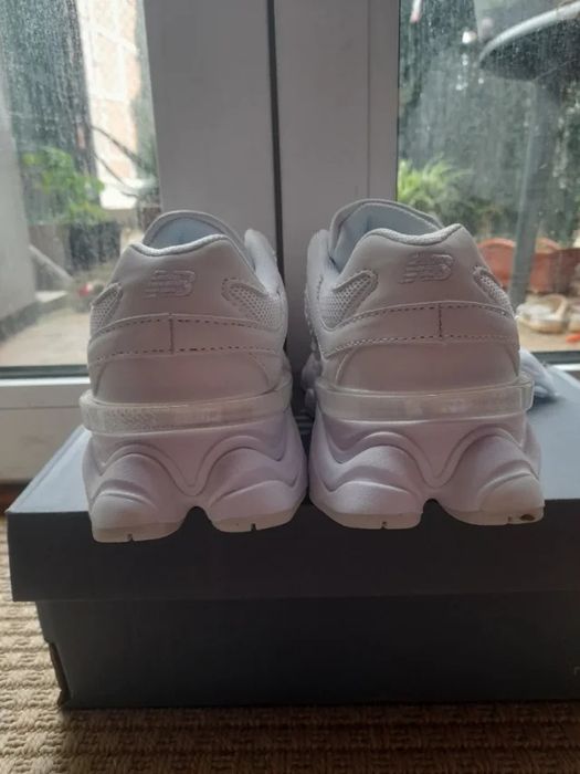 New Balance 9060 Нови Бели Маратонки [36-44 Номер]