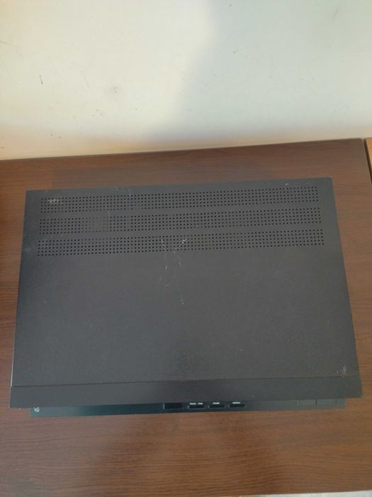 Продавам CD плеър PHILIPS CD471