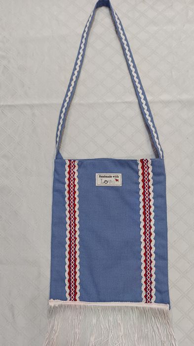 Чанти за народни носии