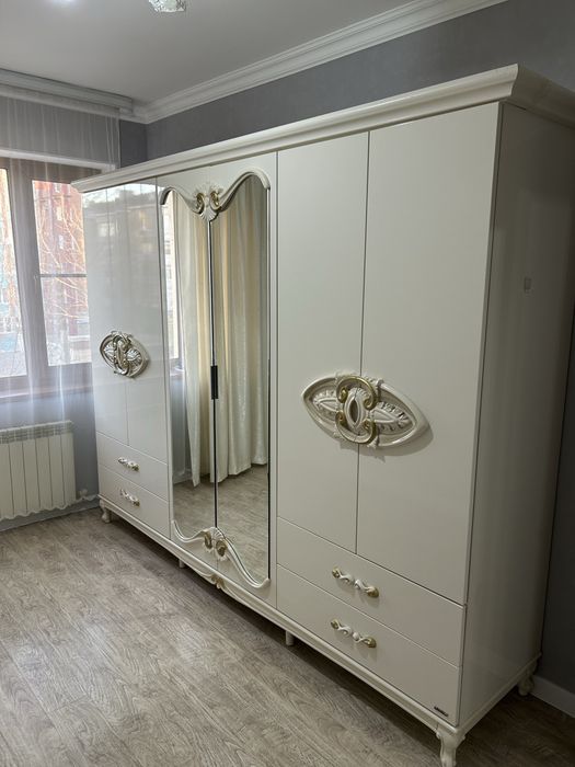 Спальный гарнитур Istikbal (шкаф, кровать, комод)