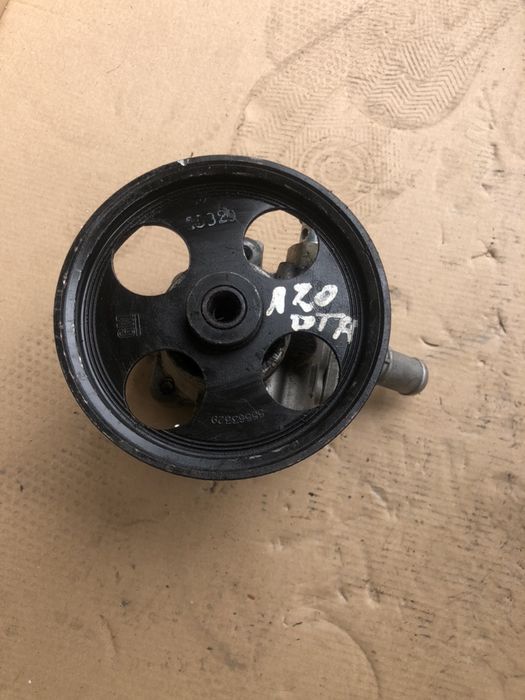 Pompa servo direcție Opel Insignia 2.0cdti GM 13309336