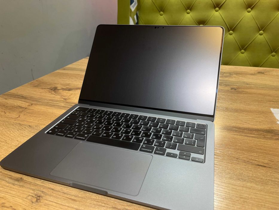 MacBook Air M2 16/256