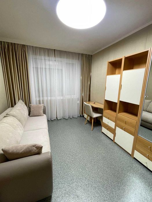 Продава се Многостаен апартамент в Стара Загора, Център - 130 кв.м за 1120 €/кв.м - Снимка #18