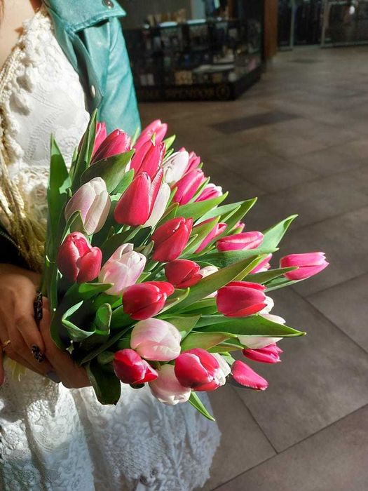 Тюльпаны  местные