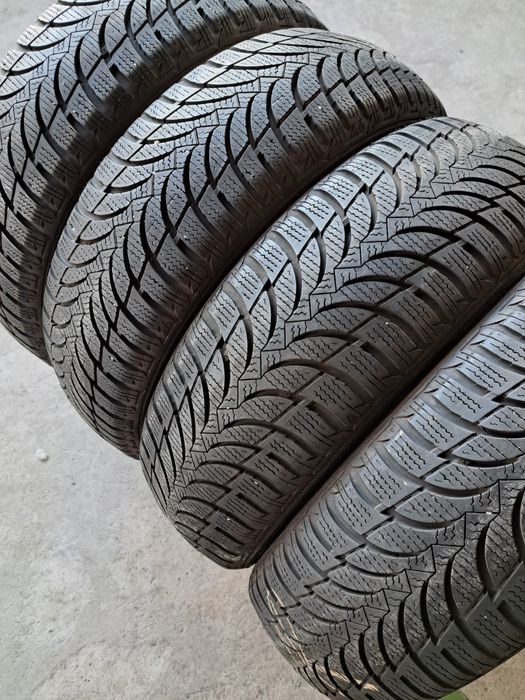 4 anvelope iarnă 185 65 r15 Nexen
