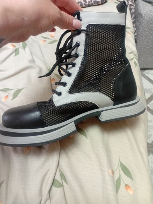 Пролам кожанеую обувь новую