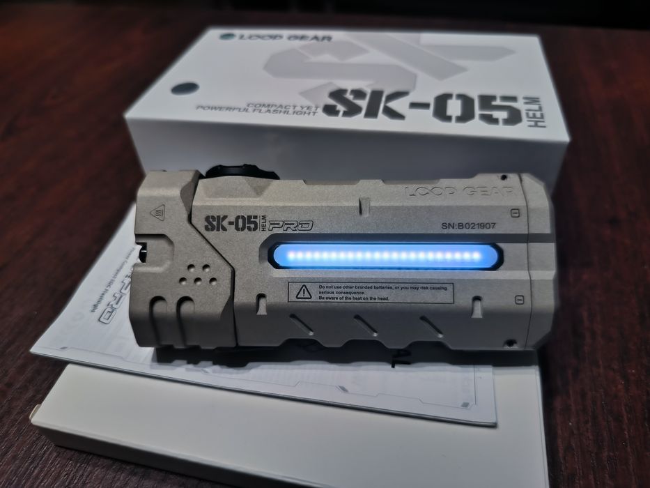 Отличный подарок. Фонарь Loop gear sk05 pro