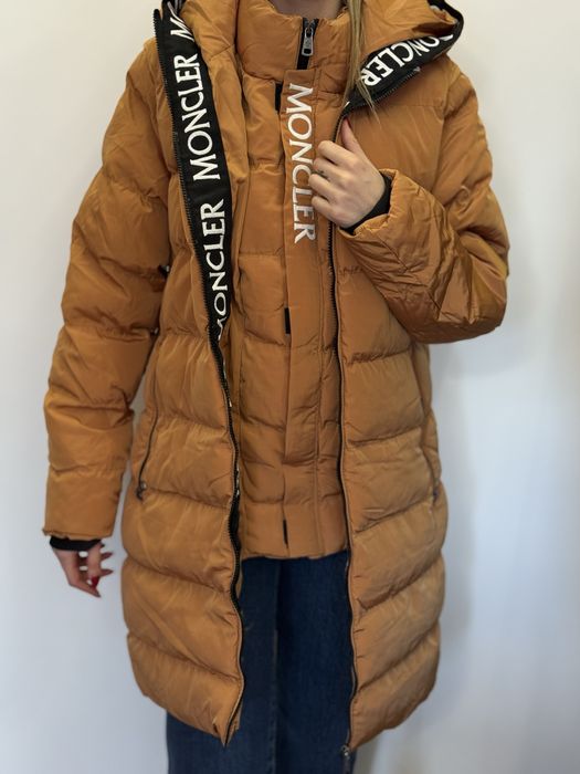 Ново ИЗЧИСТВАНЕ -50% дамско зимно/есенно/ пролет  яке Moncler L размер