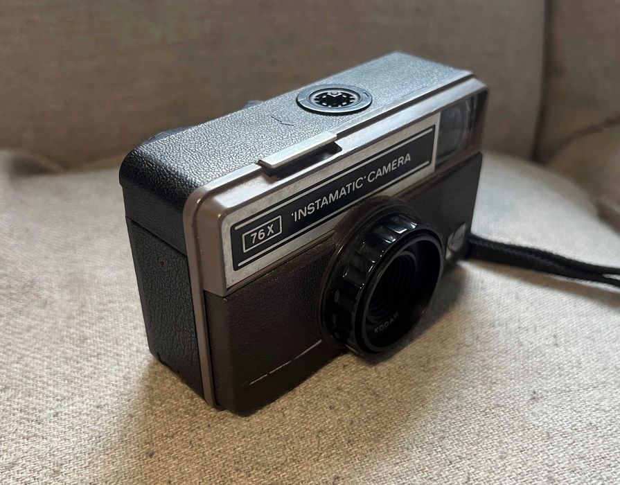 Aparat foto film Kodak Instamatic 76X - colectie - functional