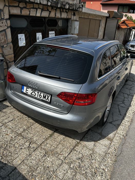 Audi A4 B8 2.0 TDI S Line Avant
