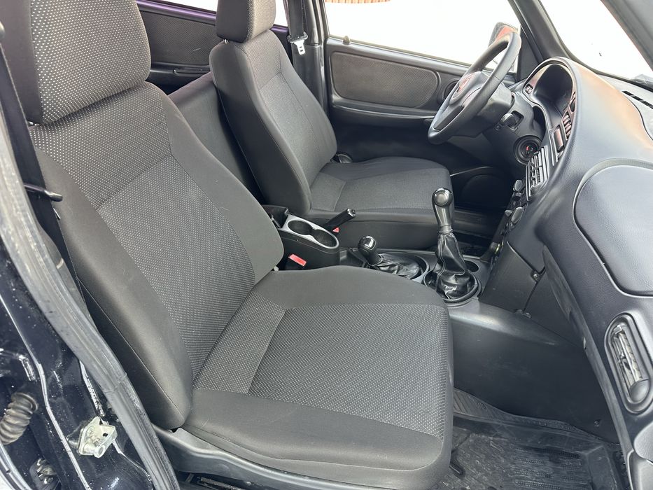 Нива шевроле 2012