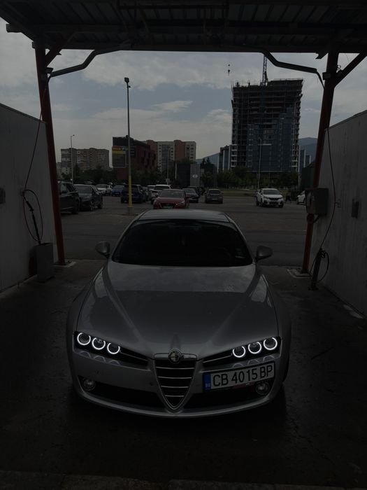 Монтаж Angel Eyes/Bi-Led/Смяна/Полиране/рефлектори лупи/Alfa Romeo 159